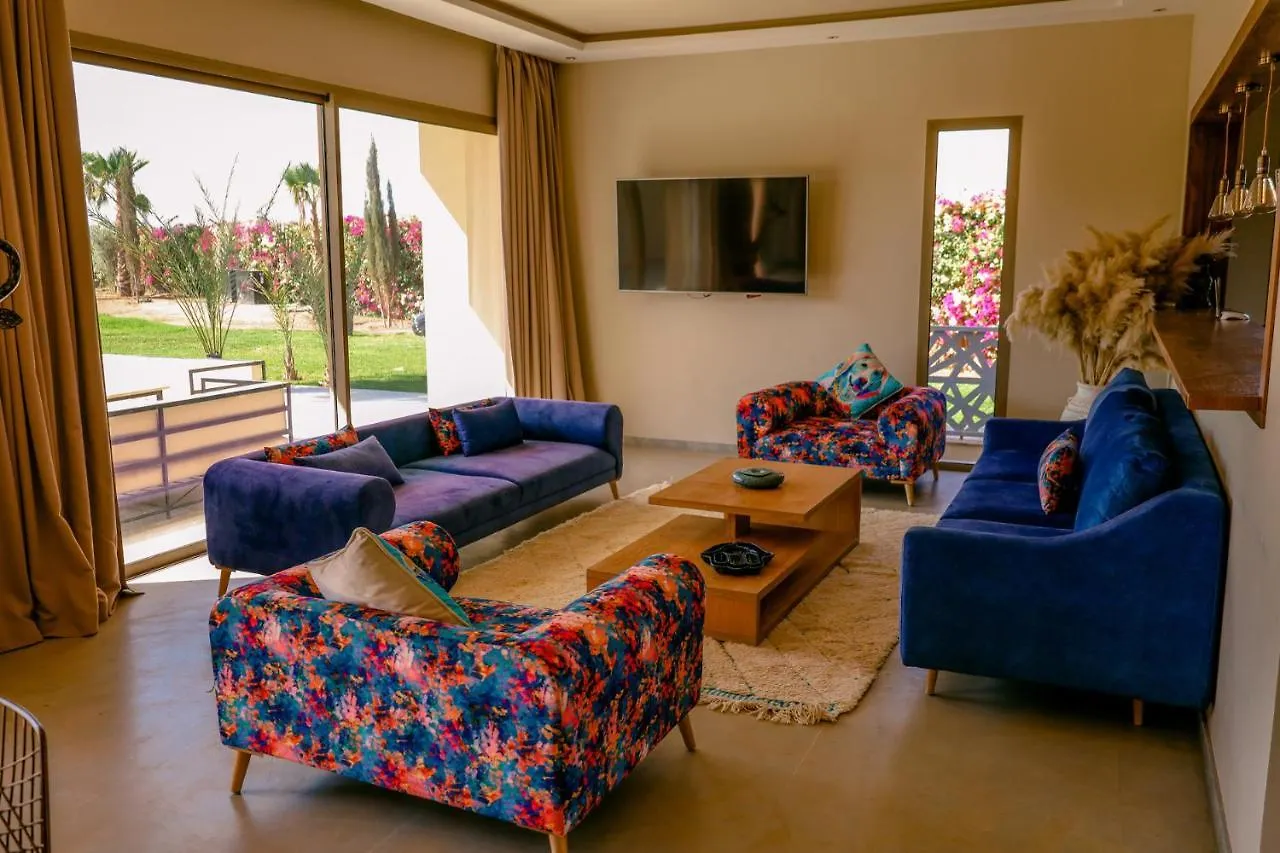 Villa Des Soeurs Bradaa location